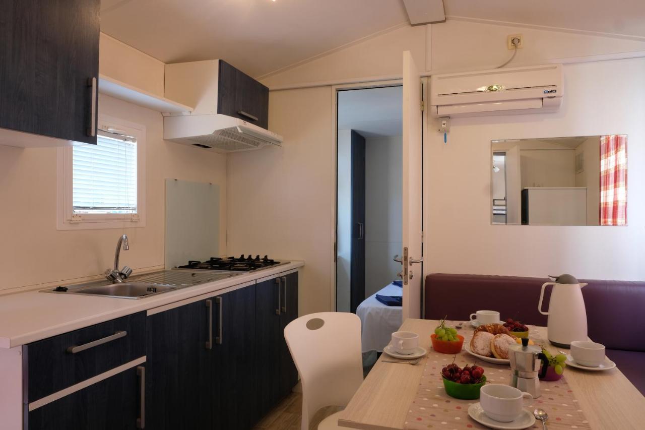 Happy Camp Mobile Homes In Camping Golden Sunset Alissos Luaran gambar